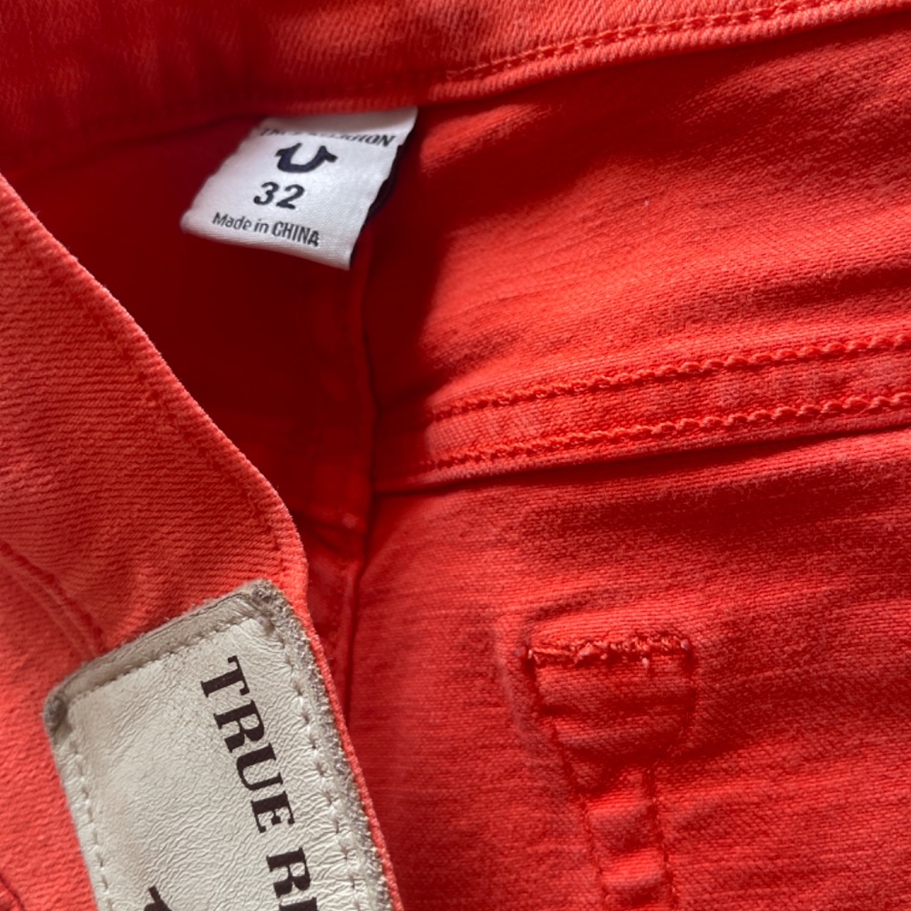 True Religion - Picture 5 of 5